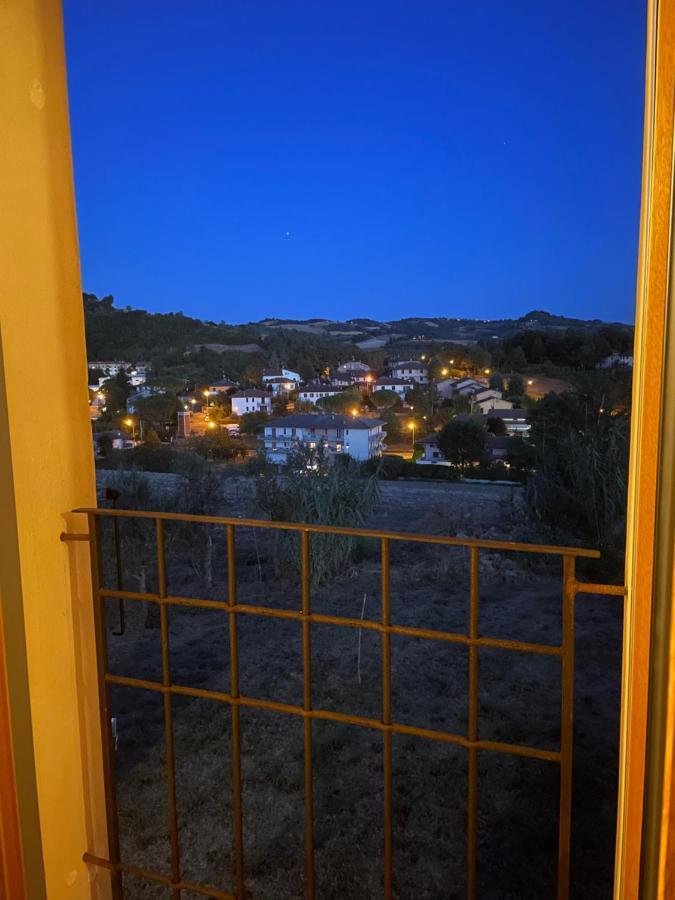 Beb Montefratta Bed and Breakfast Fratta Terme Exteriör bild
