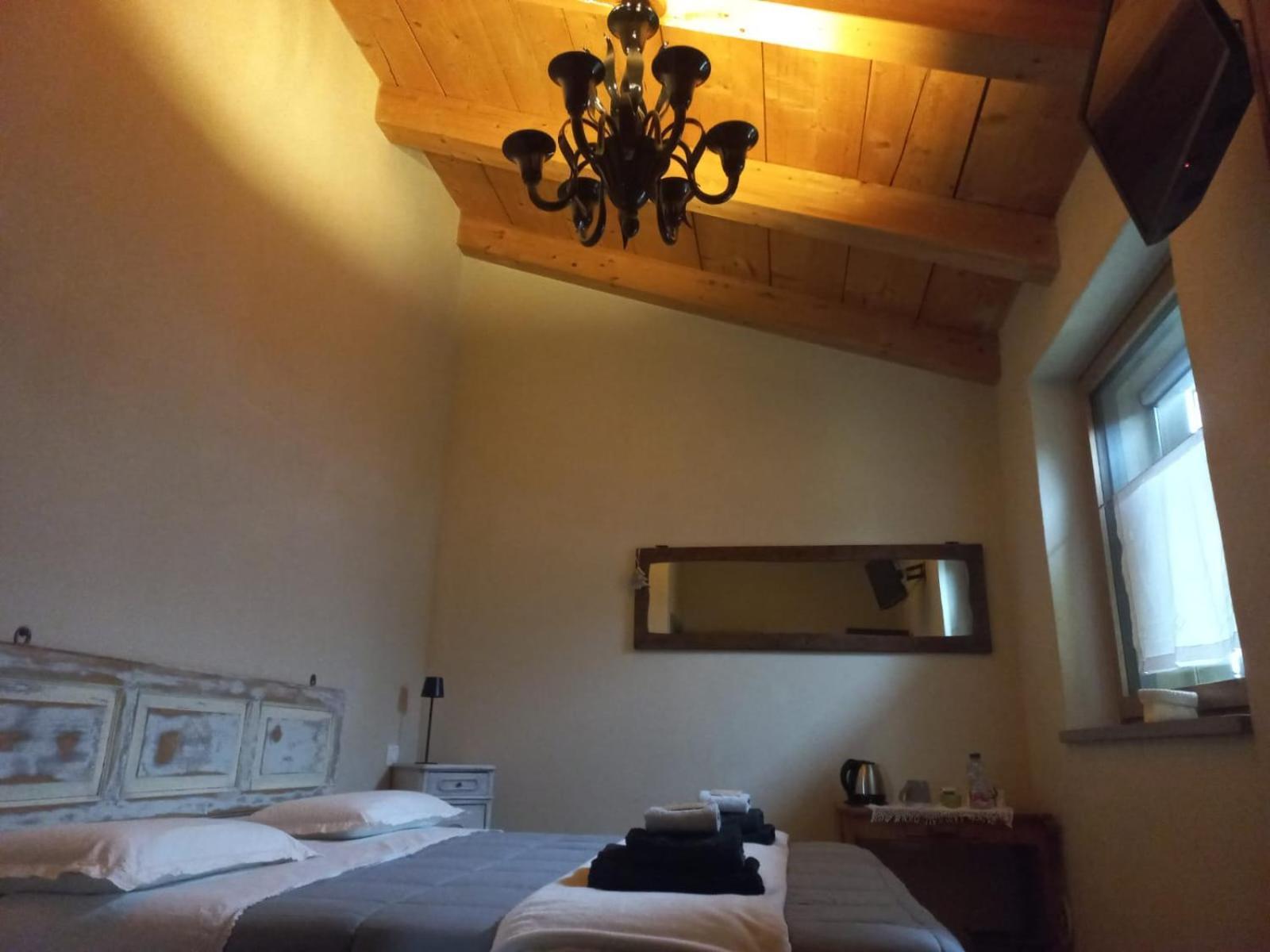 Beb Montefratta Bed and Breakfast Fratta Terme Exteriör bild